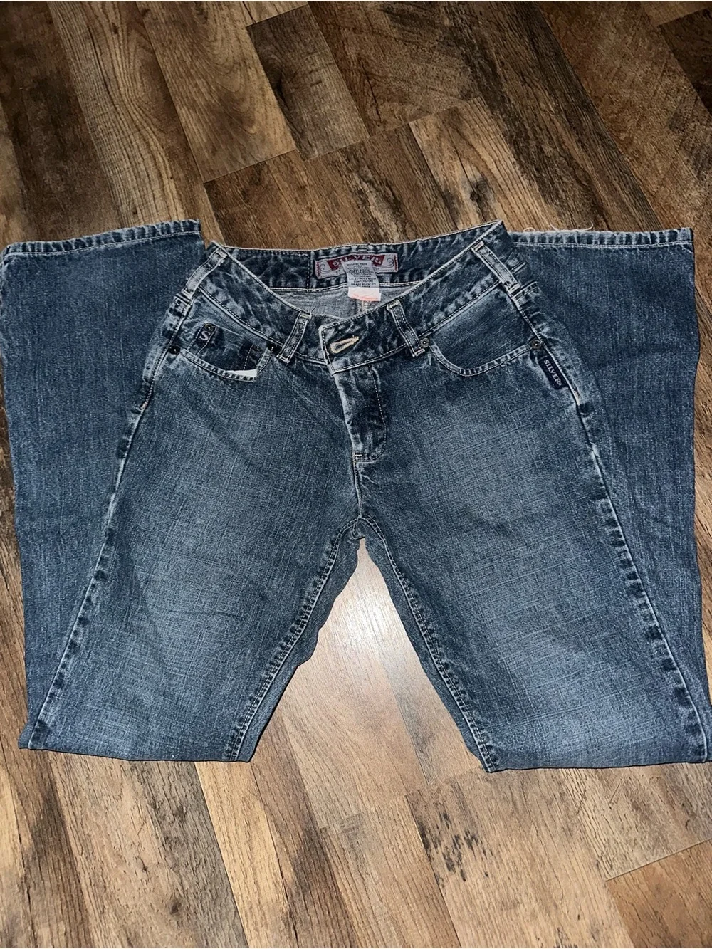 VTG Silver Low-Rise Bootcut Jeans in Faded Blue